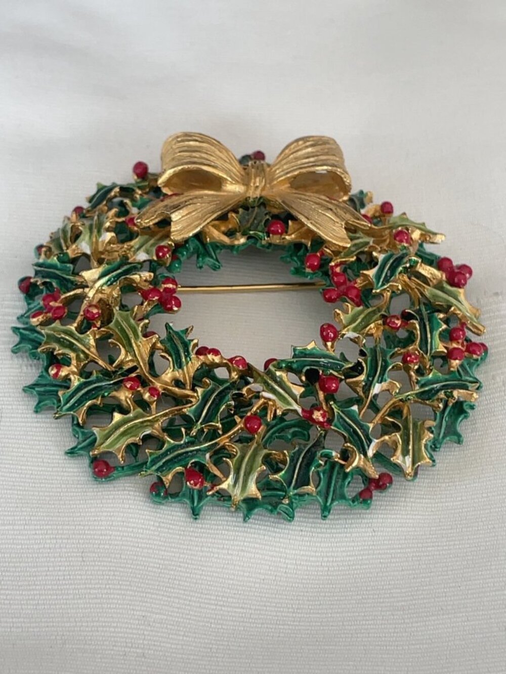Vintage WEISS Christmas Holly Wreath Brooch | Signed Holiday Pin